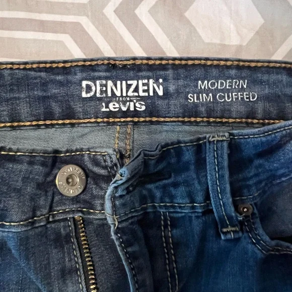 Denim Capris - Picture 2 of 4